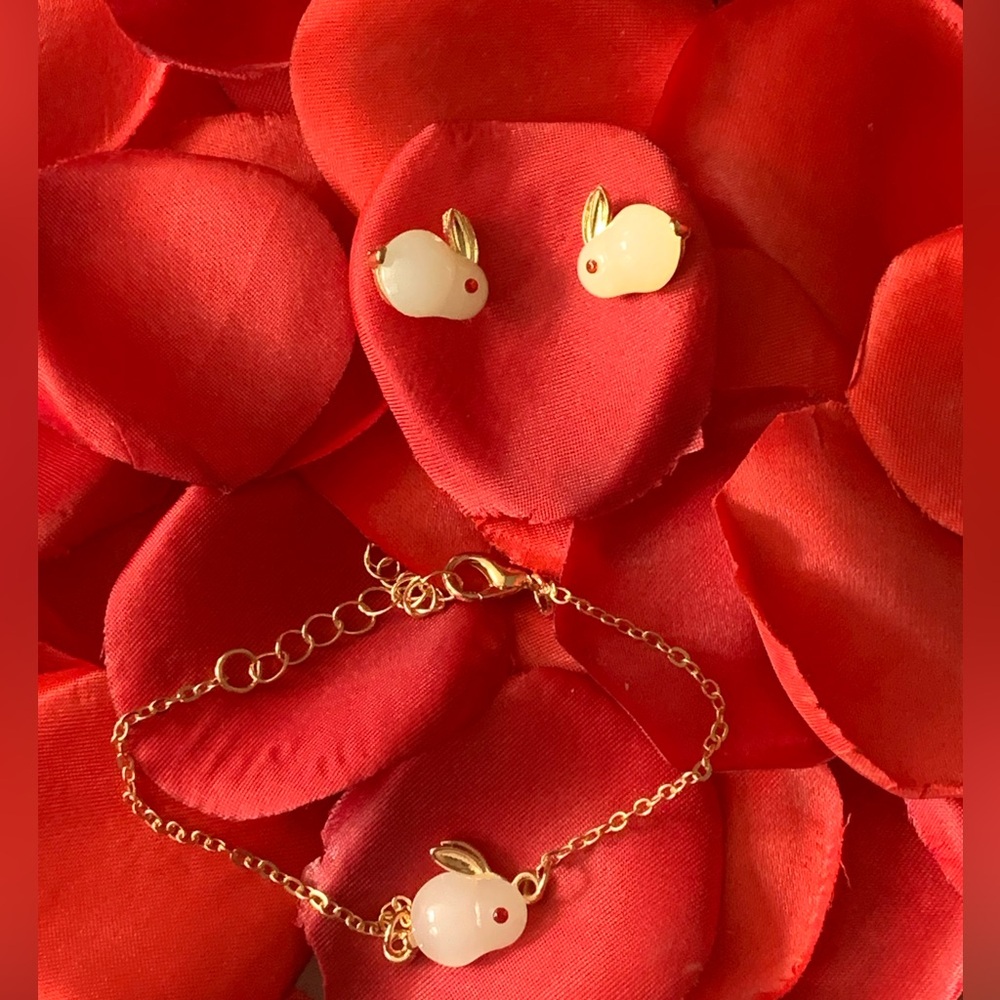 Cute bunny earrings with bracelets set
